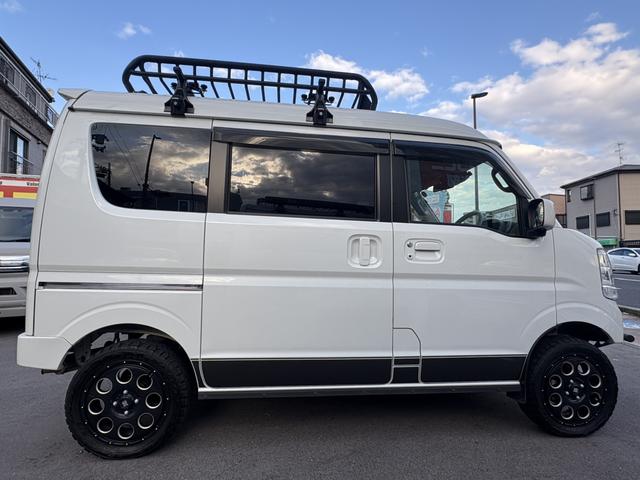 エブリイワゴン ＰＺターボ　ｐｌｕｓｌｉｎｅ仕様　フロントバンパー・リアバンパー・リフトアップ・ＨＩＧＨＳＴＹＬＥマフラー・テールランプ・　ＬＥＤナンバー移動キット・牽引フック　フロントガードバー　ルーフラック　フルセグナビ（11枚目）