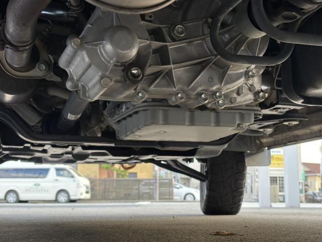 エブリイワゴン ＰＺターボ　ｐｌｕｓｌｉｎｅ仕様　フロントバンパー・リアバンパー・リフトアップ・ＨＩＧＨＳＴＹＬＥマフラー・テールランプ・　ＬＥＤナンバー移動キット・牽引フック　フロントガードバー　ルーフラック　フルセグナビ（58枚目）