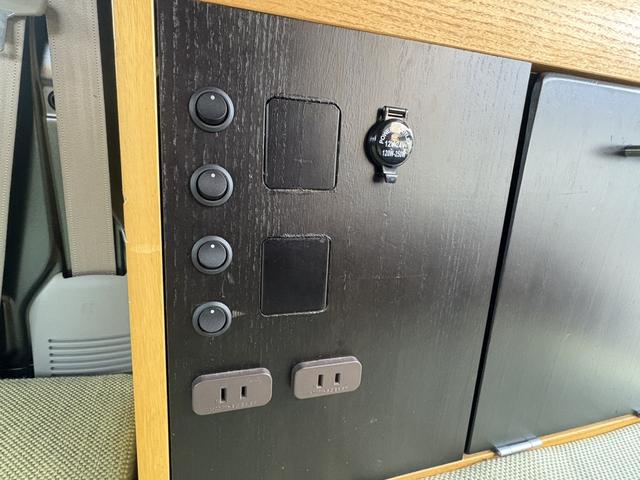 エブリイ ジョイン　・ＤＡＭＤ　ｌｉｔｔｌｅ　Ｄ　・ぷちキャン　ＴＲＹＩＩ　・ベットキット　・キャビネット　・ルーフラック　・純正ディスプレイオーディオ　・バックカメラ　・キーレスシステム　・電動格納ミラー（33枚目）