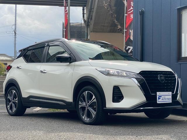 キックス Ｘ　ツートンカラー　ｅパワー　プロパイロット　純正フルセグナビ　デジタルミラー　全方位モニター　インテリジェントキー　プッシュスタート　ステアリングヒーター　ＬＥＤヘッドライト　全国一年保証（4枚目）