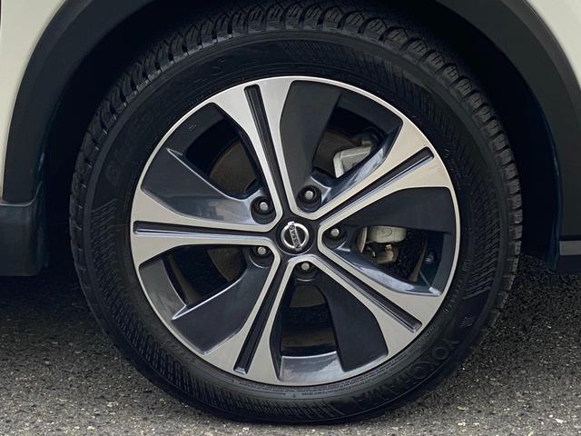 キックス Ｘ　ツートンカラー　ｅパワー　プロパイロット　純正フルセグナビ　デジタルミラー　全方位モニター　インテリジェントキー　プッシュスタート　ステアリングヒーター　ＬＥＤヘッドライト　全国一年保証（17枚目）