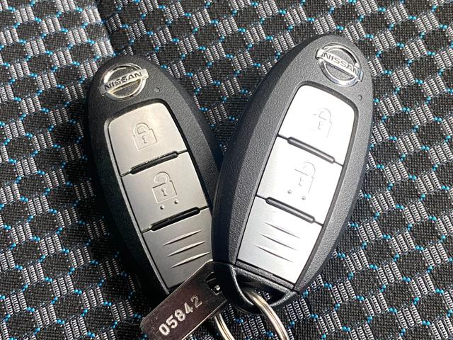 キックス Ｘ　ツートンカラー　ｅパワー　プロパイロット　純正フルセグナビ　デジタルミラー　全方位モニター　インテリジェントキー　プッシュスタート　ステアリングヒーター　ＬＥＤヘッドライト　全国一年保証（40枚目）