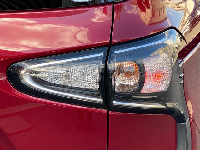 シエンタ ファンベースＧ　セーフティセンス　両側パワースライドドア　純正フルセグナビ　バックカメラ　プッシュスタート　スマートキー　全国一年保証（14枚目）