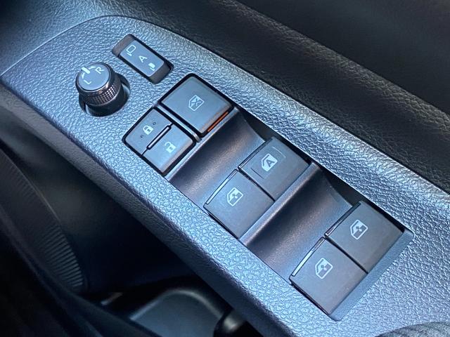 シエンタ ファンベースＧ　セーフティセンス　両側パワースライドドア　純正フルセグナビ　バックカメラ　プッシュスタート　スマートキー　全国一年保証（38枚目）