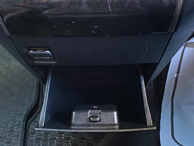 ヴェルファイア 2.5Z 両側パワースライドドア アルパインビッグXナビ フリップダウンモニター Bluetooth バックカメラ ETC プッシュスタート スマートキー LEDヘッドライト サイドカーテン 全国1年保証(36枚目)