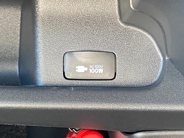 ハイエースワゴン GL 登録未使用車 10人乗り パワースライドドア 純正ナビ TV パノラミックビューモニター デジタルインナーミラー ステアリングリモコン プッシュスタート スマートキー LEDヘッドライト 100V(40枚目)
