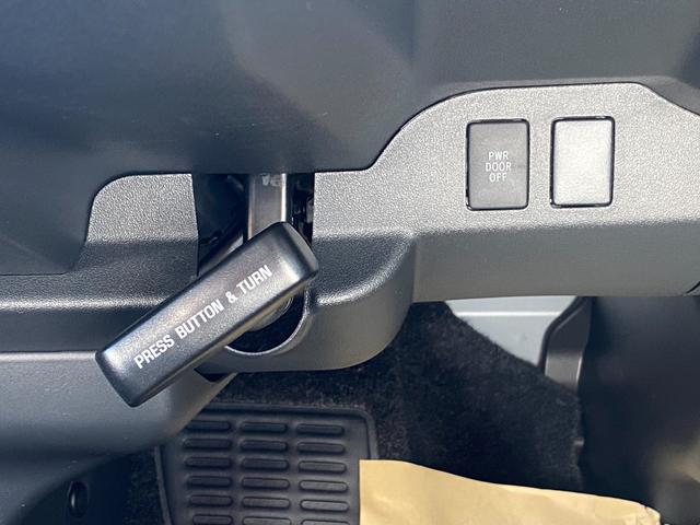 ハイエースワゴン GL 登録未使用車 10人乗り パワースライドドア 純正ナビ TV パノラミックビューモニター デジタルインナーミラー ステアリングリモコン プッシュスタート スマートキー LEDヘッドライト 100V(41枚目)