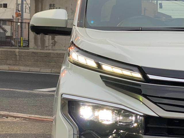 ヴォクシー ハイブリッドＳ－Ｚ　両側パワースライド　パワーゲート　純正ナビＴＶ　パノラミックビュー　ＨＤＭＩ入力　ドラレコ　ＥＴＣ　シートヒーター　ステアヒーター　レーダークルーズ　デジタルミラー　１００Ｖ電源　全国一年保証（11枚目）