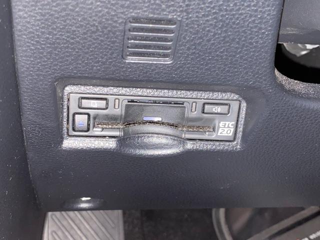 ヴォクシー ハイブリッドＳ－Ｚ　両側パワースライド　パワーゲート　純正ナビＴＶ　パノラミックビュー　ＨＤＭＩ入力　ドラレコ　ＥＴＣ　シートヒーター　ステアヒーター　レーダークルーズ　デジタルミラー　１００Ｖ電源　全国一年保証（38枚目）