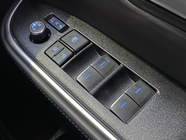 ヴォクシー ハイブリッドＳ－Ｚ　両側パワースライド　パワーゲート　純正ナビＴＶ　パノラミックビュー　ＨＤＭＩ入力　ドラレコ　ＥＴＣ　シートヒーター　ステアヒーター　レーダークルーズ　デジタルミラー　１００Ｖ電源　全国一年保証（45枚目）