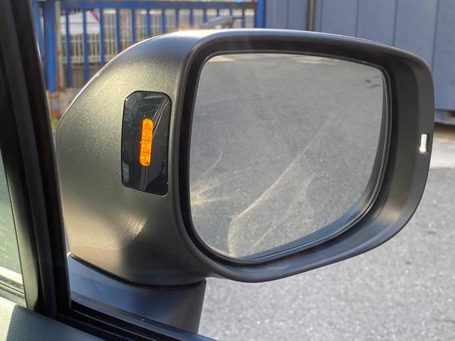 �ǉ��ŏڍ׎ʐ^������]�̂��q�l�́A���₢���킹���[���܂��͂��d�b�i�O�V�Q�|�Q�U�O�|�P�U�R�W�j�܂ł��C�y�ɂ��A�����������܂��B�܂��A�����V�������Ɏԗ����������܂��̂ŁA�݌ɏ󋵂̊m�F�����Ђ��q�˂�������