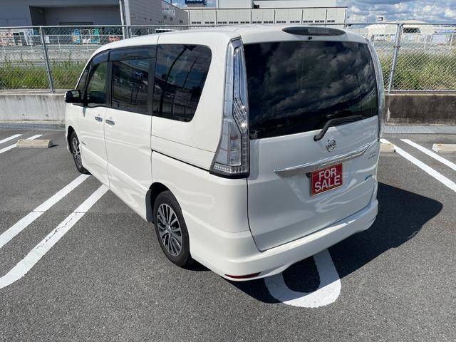 日産 セレナ