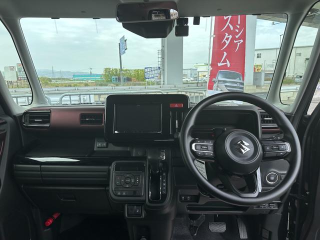 スペーシアカスタム ハイブリッドＧＳ　届出済み未使用車　９９セレクト　１５インチアルミ　クラッツィオシートカバー　８インチフルセグナビ　ＤＶＤビデオ　Ｂｌｕｅｔｏｏｔｈ対応　バックカメラ　ビルトインＥＴＣ（5枚目）