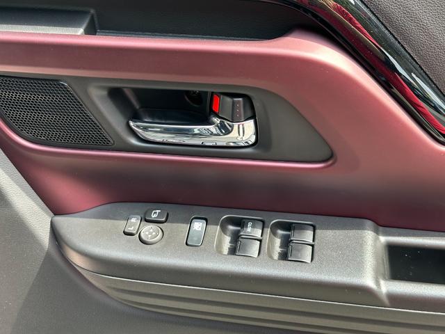 スペーシアカスタム ハイブリッドＧＳ　届出済み未使用車　９９セレクト　１５インチアルミ　クラッツィオシートカバー　８インチフルセグナビ　ＤＶＤビデオ　Ｂｌｕｅｔｏｏｔｈ対応　バックカメラ　ビルトインＥＴＣ（23枚目）
