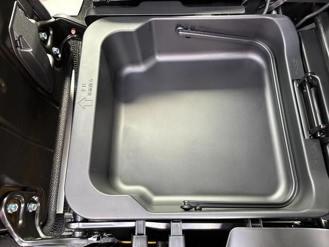 スペーシアカスタム ハイブリッドＧＳ　届出済み未使用車　９９セレクト　１５インチアルミ　クラッツィオシートカバー　８インチフルセグナビ　ＤＶＤビデオ　Ｂｌｕｅｔｏｏｔｈ対応　バックカメラ　ビルトインＥＴＣ（27枚目）