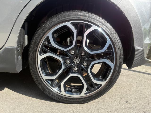 スイフトスポーツ ベースグレード 6MT 走行距離8910キロ LEDヘッドライト スマートキー シートヒーター Bluetooth フルセグ DVD(11枚目)