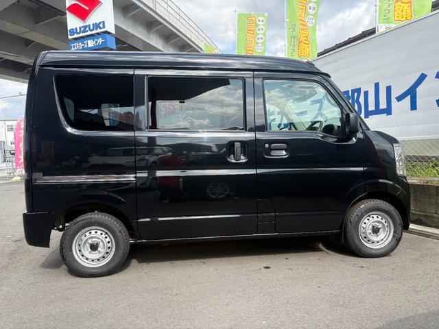 エブリイ ＰＡリミテッド　届出済未使用車　ＬＥＤヘッドライト　ディスプレイオーディオ　Ｂｌｕｅｔｏｏｔｈ　スズキセーフティーサポート　ハイルーフ　コーナーセンサー　アイドリングストップ　車線逸脱警告　キーレス　エアコン（12枚目）