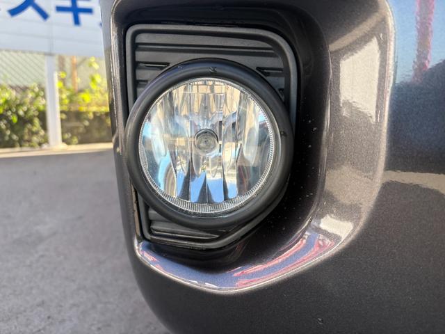 レジアスエースバン スーパーGL ダークプライム ワンオーナー ディーゼル ETC フルセグ Bluetooth バックカメラ ベッドキット レーンキープアシスト 衝突被害軽減システム オートライト スマートキー 電動格納ミラー ハーフレザーシート(7枚目)