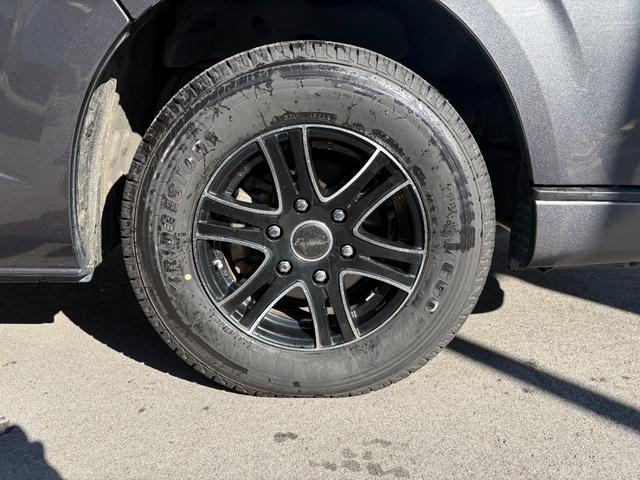 レジアスエースバン スーパーGL ダークプライム ワンオーナー ディーゼル ETC フルセグ Bluetooth バックカメラ ベッドキット レーンキープアシスト 衝突被害軽減システム オートライト スマートキー 電動格納ミラー ハーフレザーシート(16枚目)