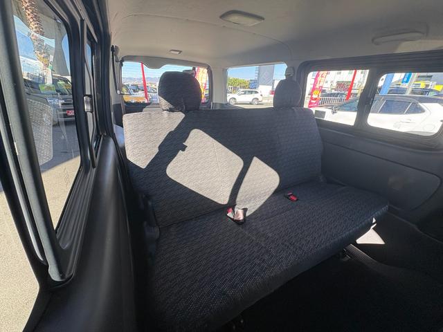 レジアスエースバン スーパーGL ダークプライム ワンオーナー ディーゼル ETC フルセグ Bluetooth バックカメラ ベッドキット レーンキープアシスト 衝突被害軽減システム オートライト スマートキー 電動格納ミラー ハーフレザーシート(28枚目)