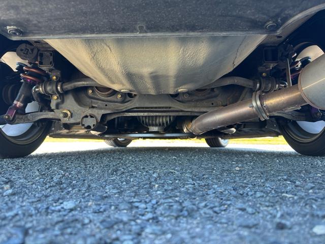 S2000 ベースグレード カーボンルーフ カーボンボンネット エアロパーツ VOLTEXウィング クワンタム車高調 5ZIGENマフラー ロールゲージ レカロシート 無限追加メーター アルパインオーディオ(28枚目)