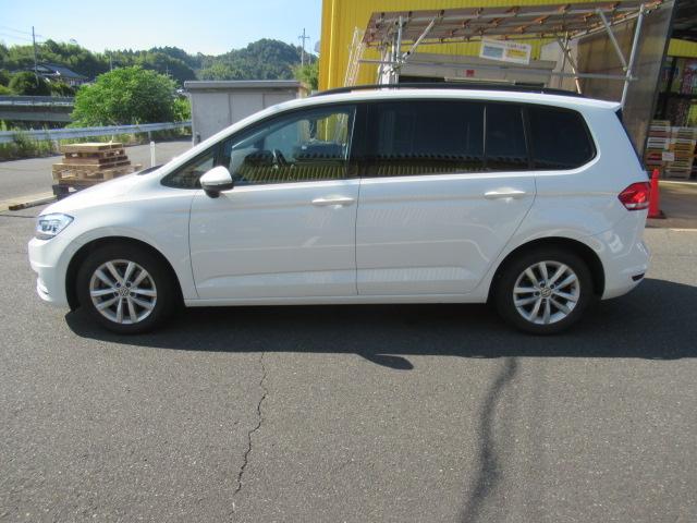 VOLKSWAGEN Golf. Golf Touran 専用タープ VOLKSWAGEN GOLF TOURAN TSI HIGHLINE | 2014 | WHITE | 43658