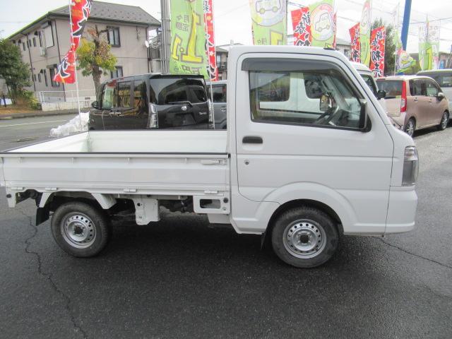キャリイトラック ＫＣエアコン・パワステ　４ＷＤ車　ＳＲＳ　デュアルエアバッグ　ＰＳ　被害軽減ブレーキ（4枚目）