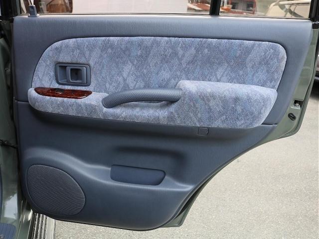 ランドクルーザープラド TXリミテッド 感想 TOYOTA横文字グリル BFGoodrichATタイヤ DEANカリフォルニアAW NARDIメッキステアリング パイオニア製ナビ ドライブレコーダー バックカメラ ARMY 後期型(15枚目)