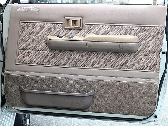 ランドクルーザープラド ＳＸワイド　下取直販車　Ｎｏｘ．ＰＭ適合　デザートカーキ×ホワイト全塗装済　ワイドボディ　茶内装　新品２インチリフトアップコイル　新品ダッシュボード張替　新品ＮＡＲＤＩメッキステアリング　タイミングベルト交換済（14枚目）