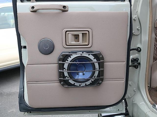 ランドクルーザープラド ＳＸワイド　下取直販車　Ｎｏｘ．ＰＭ適合　デザートカーキ×ホワイト全塗装済　ワイドボディ　茶内装　新品２インチリフトアップコイル　新品ダッシュボード張替　新品ＮＡＲＤＩメッキステアリング　タイミングベルト交換済（17枚目）