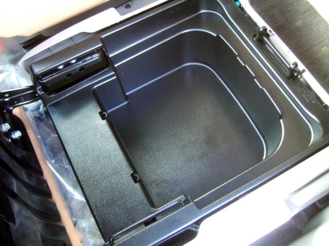 モコ E 禁煙1オーナー車 22系最終型 無事故 実走行 タイベルチェーン ベンチシート フルフラット テレビ ナビ CD DVD再生機能 スマートキー ETC ブレーキアシスト ABS バッテリー新品交換渡し(41枚目)