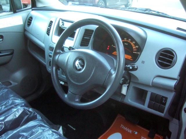 ワゴンＲ ＦＸ　昇降シート（助手席：パワーシート）　禁煙１オーナー　無事故実走行　フルフラット　テレビ　最新ナビ　ＵＳＢ　ＡＵＸ（ブルートゥース対応）　ＥＴＣ　ＵＶカットガラス　衝突安全ボディ　ＡＢＳ　バッテリー新品（8枚目）