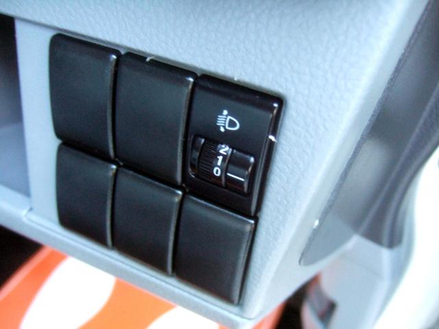 ワゴンＲ ＦＸ　昇降シート（助手席：パワーシート）　禁煙１オーナー　無事故実走行　フルフラット　テレビ　最新ナビ　ＵＳＢ　ＡＵＸ（ブルートゥース対応）　ＥＴＣ　ＵＶカットガラス　衝突安全ボディ　ＡＢＳ　バッテリー新品（30枚目）