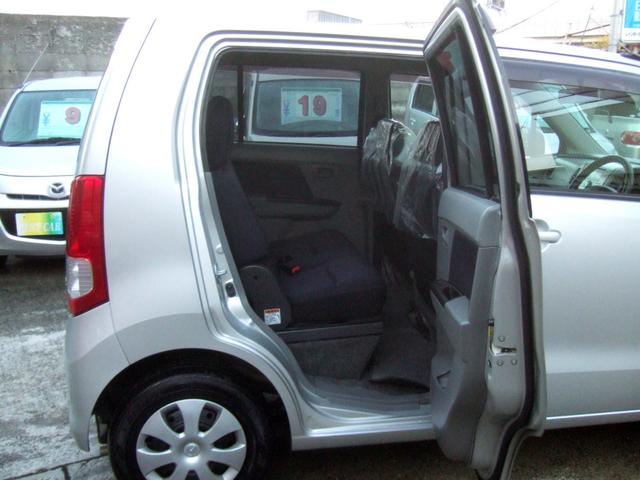 AZワゴン XG スロープ式車いす移動車(後席付) 電動ウィンチ タイミングベルトチェーン テレビ 最新ナビ セキュリティ UVカットプライバシーガラス ブレーキアシスト ABS 衝突安全ボディ バッテリー新品交換渡し(43枚目)