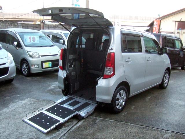 AZワゴン XG スロープ式車いす移動車(後席付) 電動ウィンチ タイミングベルトチェーン テレビ 最新ナビ セキュリティ UVカットプライバシーガラス ブレーキアシスト ABS 衝突安全ボディ バッテリー新品交換渡し(44枚目)