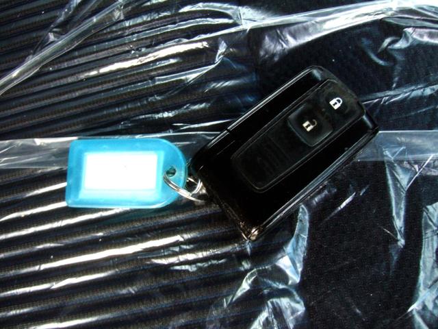 ムーヴ カスタム　Ｘリミテッド　禁煙１オーナー車　メーカーオプションカラー　　無事故　実走行　タイベルチェーン　ベンチシート　フルフラット　テレビ　最新ナビ　キセノン　エアロ　スマートキー　ＥＴＣ　ブレーキアシスト　バッテリー新品（22枚目）