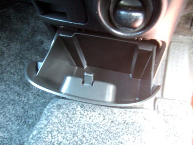 ムーヴ カスタム　Ｘリミテッド　禁煙１オーナー車　メーカーオプションカラー　　無事故　実走行　タイベルチェーン　ベンチシート　フルフラット　テレビ　最新ナビ　キセノン　エアロ　スマートキー　ＥＴＣ　ブレーキアシスト　バッテリー新品（37枚目）