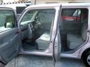 ドアは約９０度開閉し乗り降りも楽々です☆