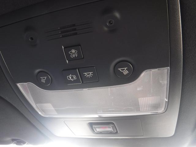 ＩＳ ３００ｈ　ＦスポーツＸライン　／ハイブリット／バックカメラ／ＥＴＣ／トムスマフラー／クルーズコントロール／シートヒーター／シートエアコン／シートメモリー／ルーフラッピング／ローダウン／パワーシート／（25枚目）