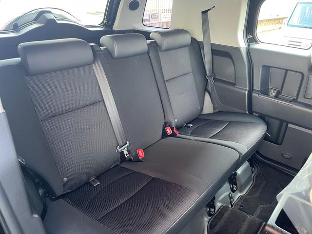 ＦＪクルーザー ベースグレード　／４ＷＤ／ＥＴＣ２．０／１７インチアルミホイール／背面タイヤ／純正フロアマット／バイザー／ＪＡＯＳマッドガード／社外サイドステップ／禁煙車／（15枚目）