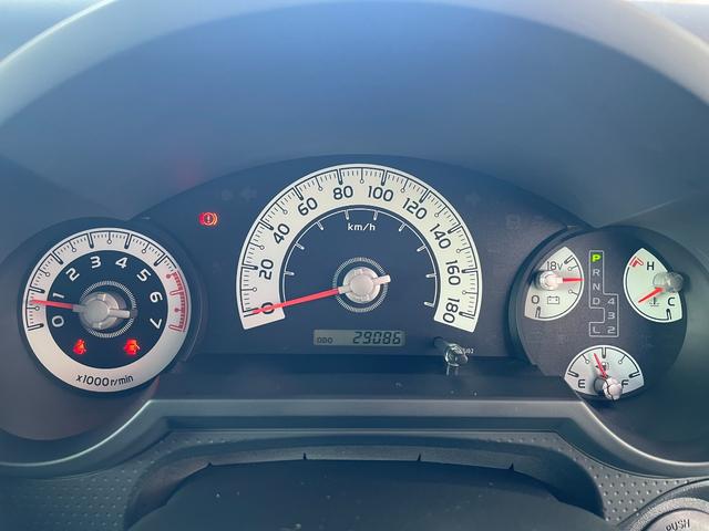 ＦＪクルーザー ベースグレード　／４ＷＤ／ＥＴＣ２．０／１７インチアルミホイール／背面タイヤ／純正フロアマット／バイザー／ＪＡＯＳマッドガード／社外サイドステップ／禁煙車／（22枚目）