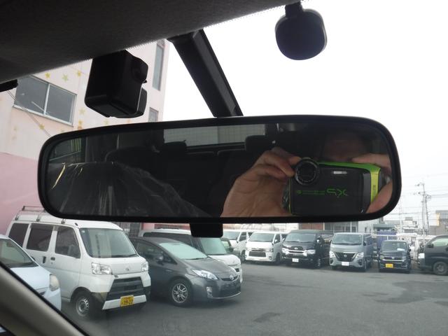 セレナ ハイウェイスター　Ｖセレクション　／カロッツェリアナビ／禁煙車／アルパイン後席モニタ－／両側パワースライドドア／ダブルエアコン／バックカメラ／ＥＴＣ／ドライブレコ－ダ－オートライト／オートエアコン（31枚目）