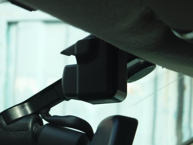 セレナ ハイウェイスター　Ｖセレクション　／カロッツェリアナビ／禁煙車／アルパイン後席モニタ－／両側パワースライドドア／ダブルエアコン／バックカメラ／ＥＴＣ／ドライブレコ－ダ－オートライト／オートエアコン（32枚目）