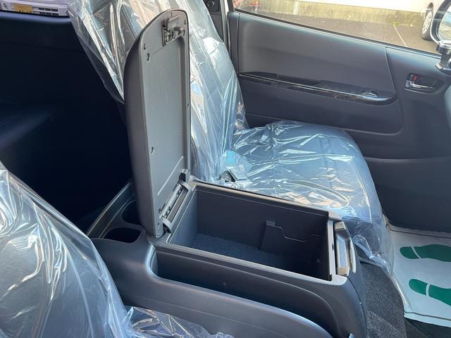 ハイエースバン スーパーＧＬ　ダークプライムＩＩ　／ＥＴＣ／１００Ｖ電源／電動格納ミラー／両側パワースライドドア／オートハイビーム／クルーズコントロール／スマートキー／フロントフォグランプ／禁煙車／（14枚目）