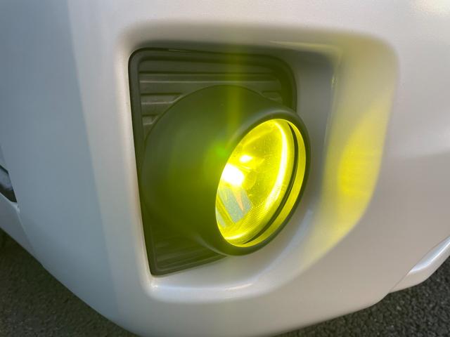 ハイエースバン スーパーＧＬ　ダークプライムＩＩ　／ＥＴＣ／１００Ｖ電源／電動格納ミラー／両側パワースライドドア／オートハイビーム／クルーズコントロール／スマートキー／フロントフォグランプ／禁煙車／（24枚目）