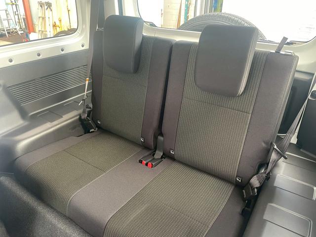 ジムニー XC /届け出済み未使用車/パートタイム4WD/衝突被害軽減ブレーキ/アダブティブクル-ズコントロ-ル/LEDヘッドライト/コーナ-センサ-/フルフラットシ-ト/シートヒ-タ-/アイドリングストップ(9枚目)