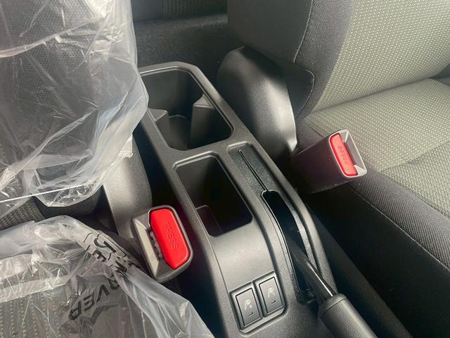 ジムニー XC /届け出済み未使用車/パートタイム4WD/衝突被害軽減ブレーキ/アダブティブクル-ズコントロ-ル/LEDヘッドライト/コーナ-センサ-/フルフラットシ-ト/シートヒ-タ-/アイドリングストップ(16枚目)