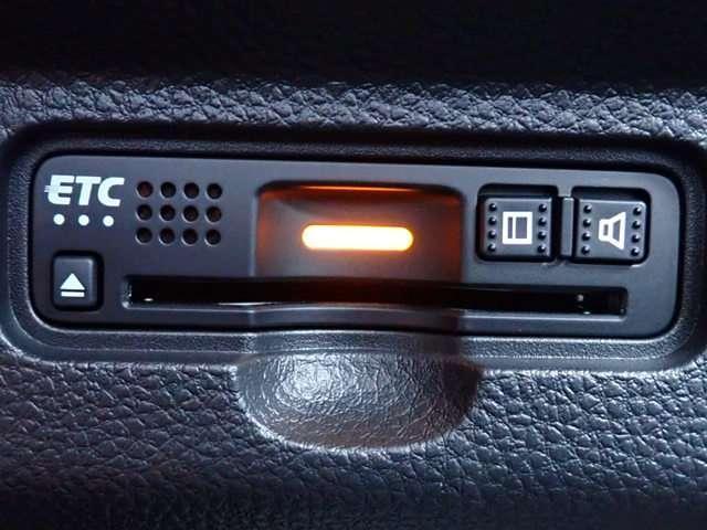 Lホンダセンシング 純正ナビ LEDヘッドライト ETC音声 アルミ ナビTV 衝突被害軽減B フルセグ LEDヘッド スマートキー ETC シートヒーター メモリーナビ クルコン リアカメラ アイドリングストップ CD(24枚目)