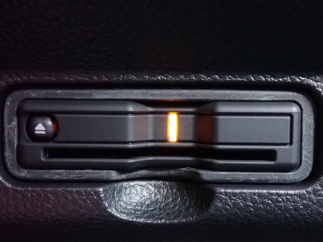 Ｎ－ＯＮＥ プレミアム　純正ナビ　フルセグ　Ｒカメラ　ＥＴＣ（5枚目）