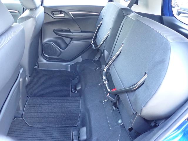 フィットハイブリッド Ｌホンダセンシング　純正ナビ　フルセグ　Ｒカメラ　ＥＴＣ（17枚目）